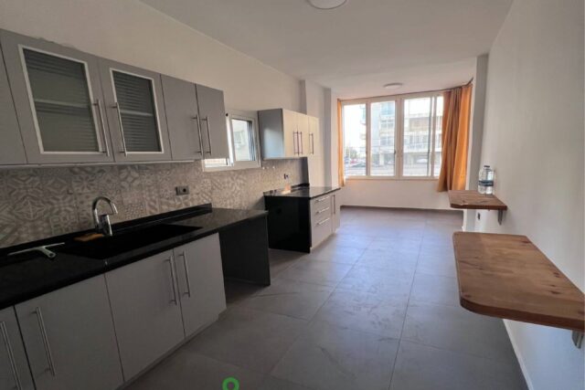 Apartment for rent in Jisr El Bacha