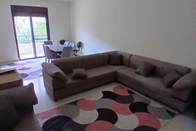 Apartment for sale in Ain Aalak!