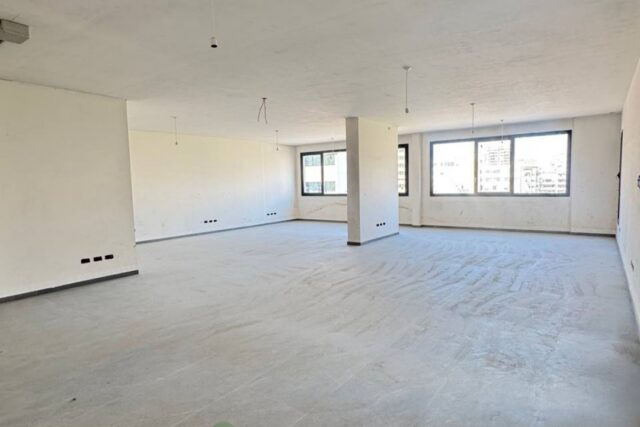 Office for sale in Zalka!